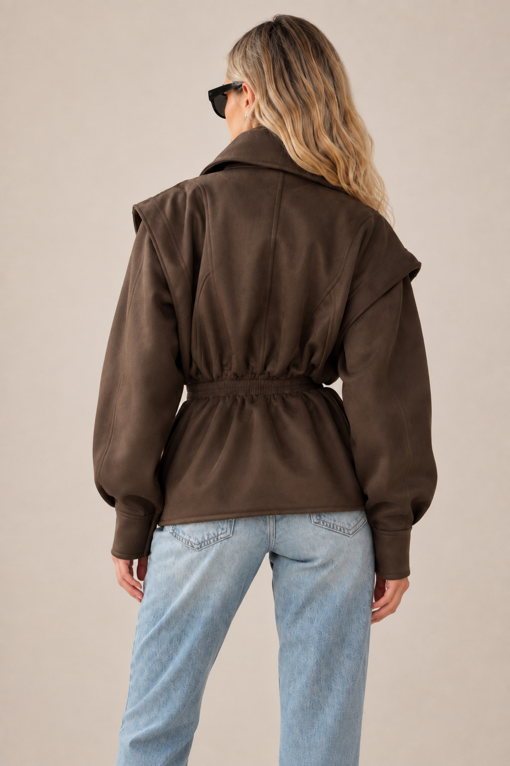 Veste courte en daim Cami